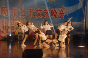 爵士舞《谁让我当红》