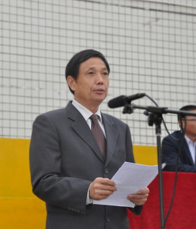 校党委副书记李刚致开幕词